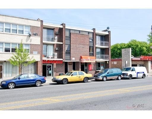 Primary Photo Of 7411-7413 N Western Ave, Chicago Apartments For Lease