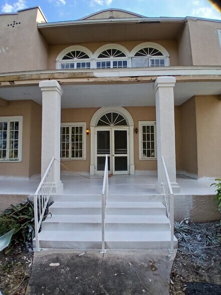 More Photos Of 428 E Johnson Ave, Lake Wales Apartments For Sale