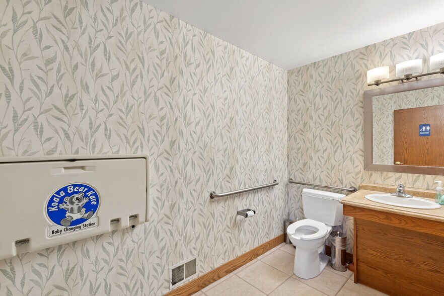 More Photos Of 3850 Glenkerry Ct, Portage Medical For Sale
