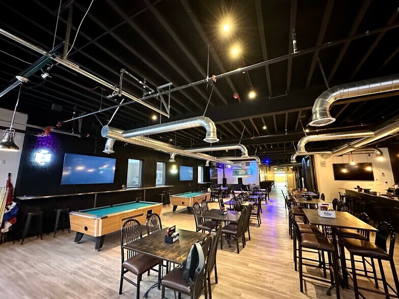 More Photos Of 231 E Main St, Trinidad Bar For Sale