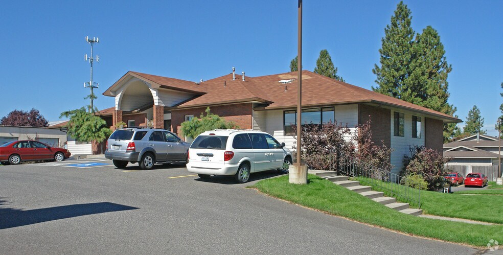 More Photos Of 111 E Lincoln Rd, Spokane Office For Sale