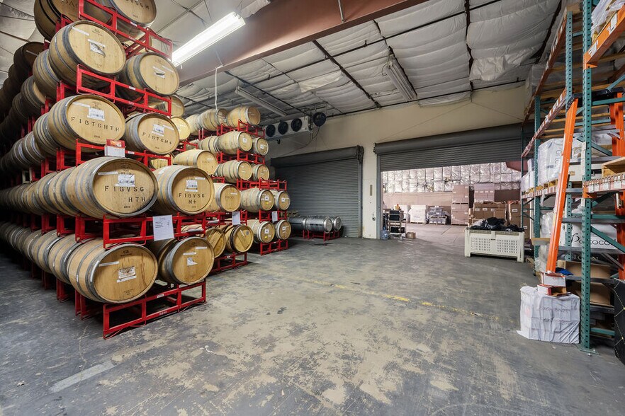More Photos Of 1625 Commerce Way, Paso Robles Manufacturing For Lease