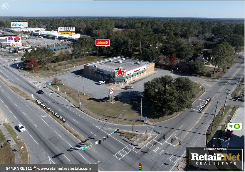 More Photos Of 266 E Broad St, Camilla Drugstore For Sale