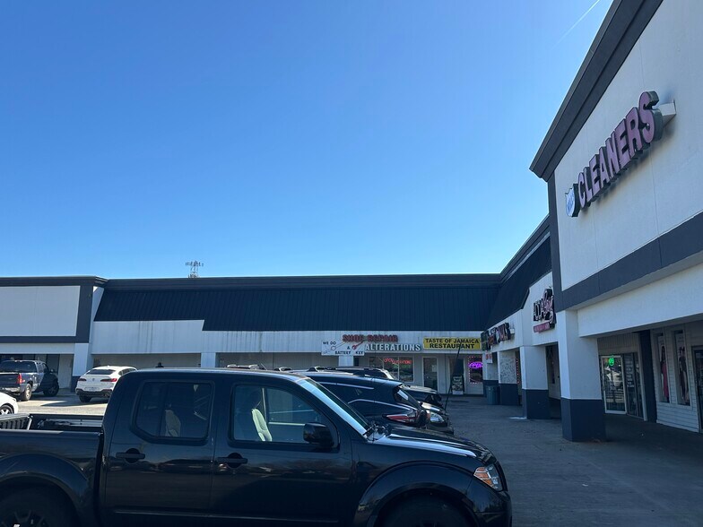 More Photos Of 1171-1181 S Hairston Rd, Stone Mountain Supermarket For Sale