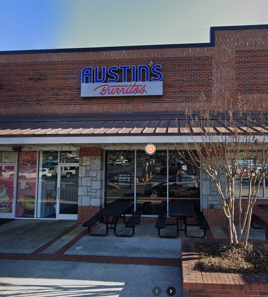 More Photos Of 2463 Hamilton Mill Pky, Dacula General Retail For Sale