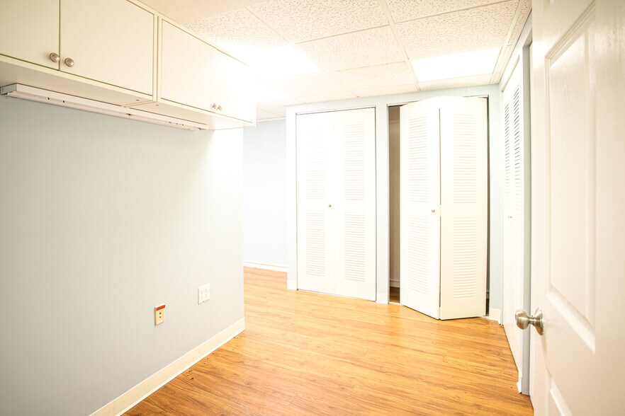 More Photos Of 767 Main Rd, Westport General Retail For Sale