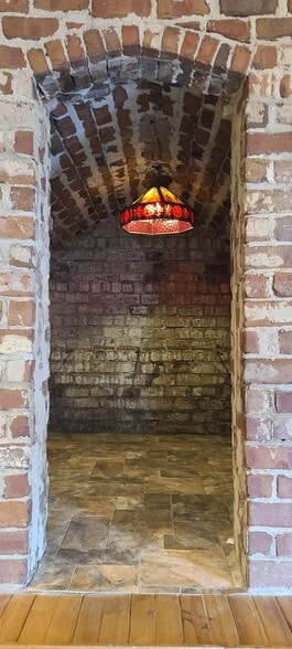 More Photos Of 208 North St, Marquette Specialty For Sale