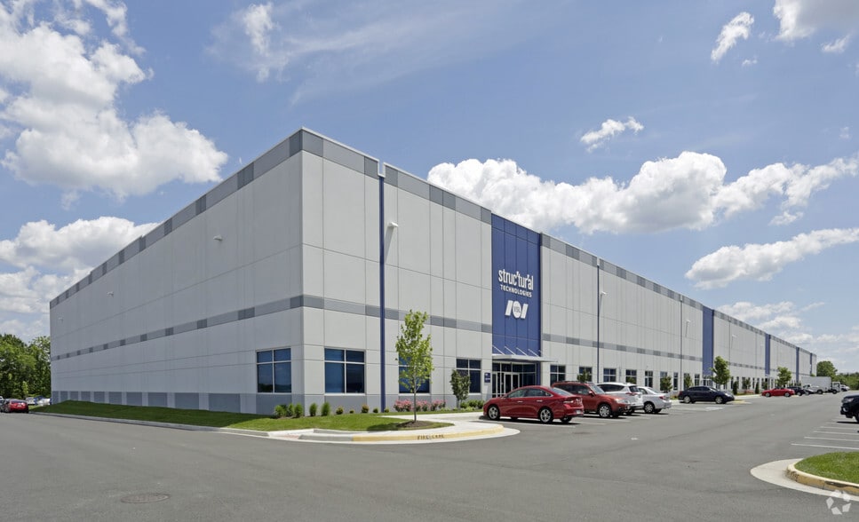 Primary Photo Of 7425 Merritt Park Dr, Manassas Warehouse For Lease