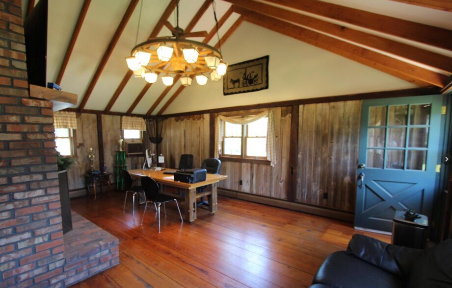 More Photos Of 19 West Ave, Woodstown Loft Creative Space For Sale