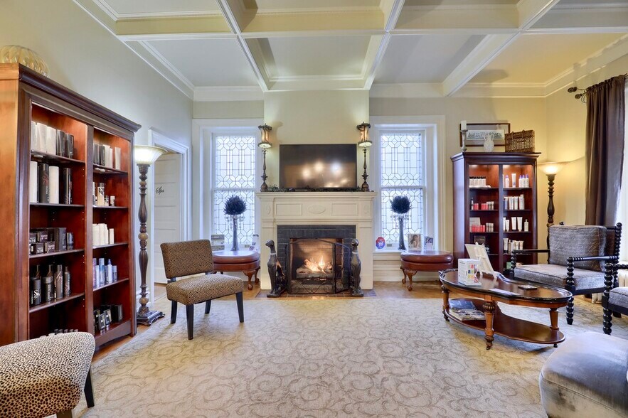 More Photos Of 802 N Duke St, Lancaster Office For Sale