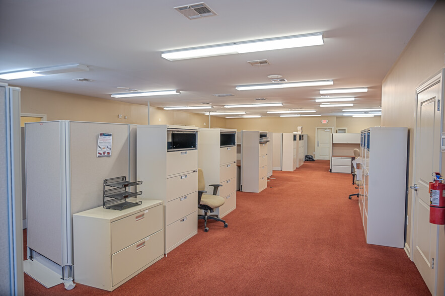 More Photos Of 105 River Ave, Lakewood Office For Lease
