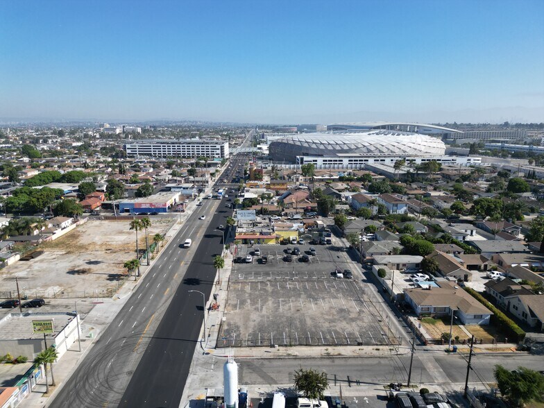 More Photos Of 10500 S Prairie Ave, Inglewood Freestanding For Sale