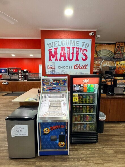More Photos Of 201 S Highway 63, Freeburg Convenience Store For Sale