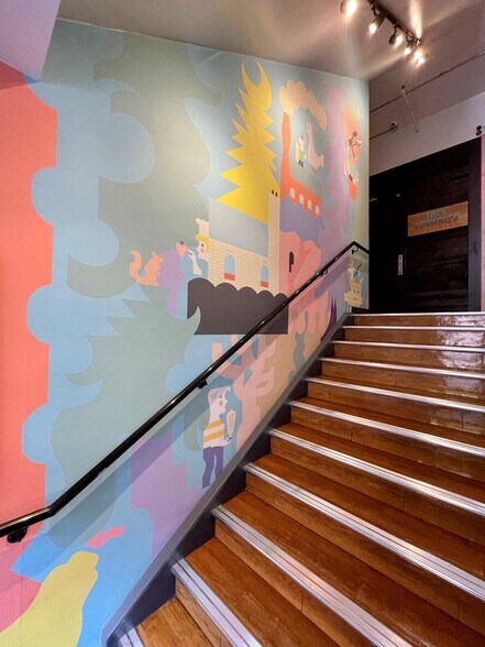 More Photos Of 10359-10363 104 St NW, Edmonton Office For Lease