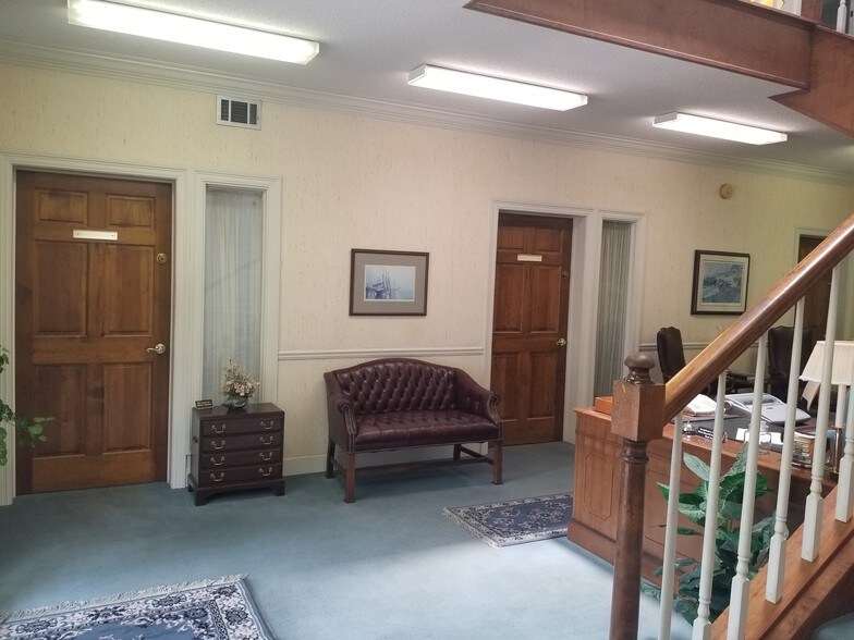 More Photos Of 5 Clifford Dr, Shalimar Office For Sale