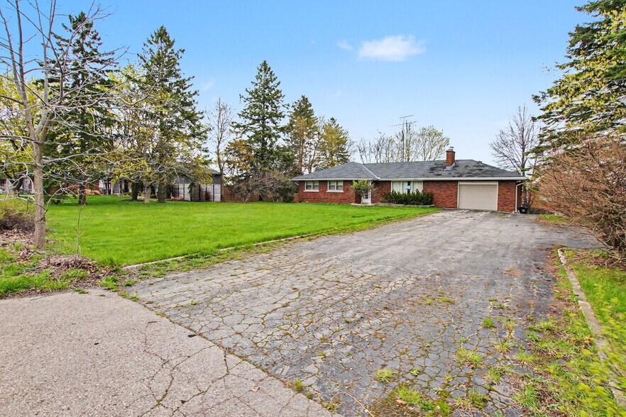 More Photos Of 355 Guelph ave, Cambridge Land For Sale