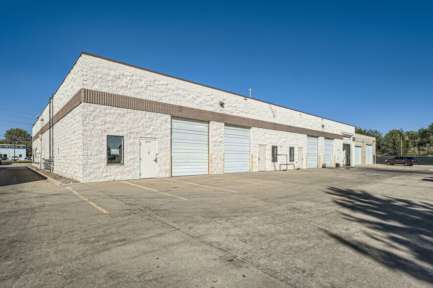 More Photos Of 4300 Kipling St, Wheat Ridge General Retail For Sale