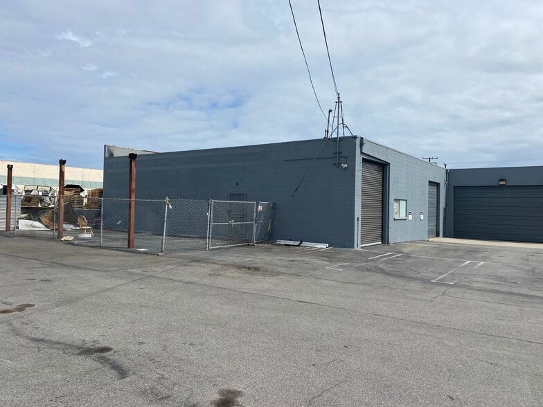 Primary Photo Of 850 W 18th St, Costa Mesa Industrial For Lease