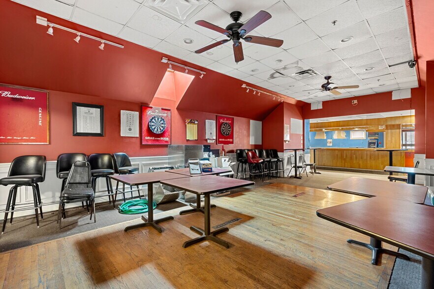 More Photos Of 2212 Main St, Tewksbury General Retail For Sale