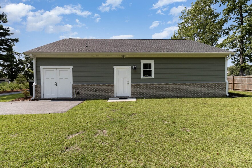 More Photos Of 125 Co Op Rd, Myrtle Beach Office Residential For Lease