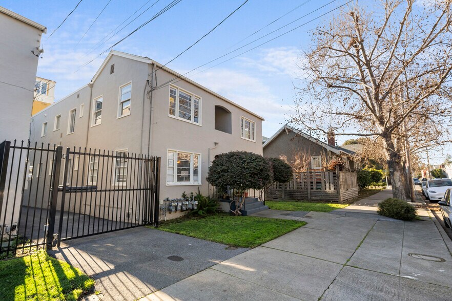 More Photos Of 367 41st St, Oakland Multifamily For Sale