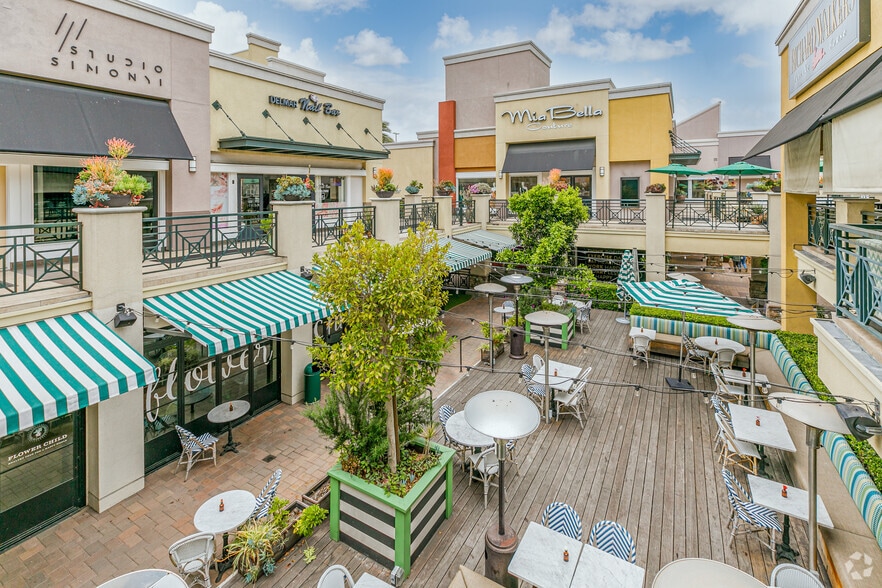 More Photos Of 2610-2750 Via De La Valle, Del Mar Unknown For Lease