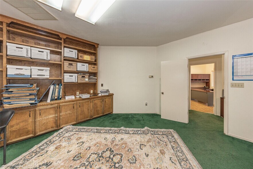 More Photos Of 101 FM 3237, Wimberley Office For Sale