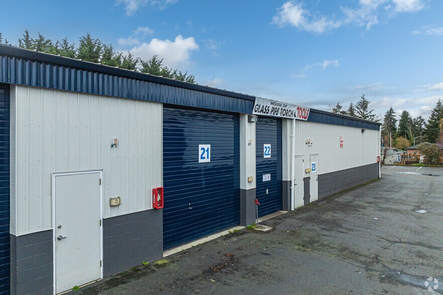 More Photos Of 10406 Pacific Ave S, Tacoma Self Storage For Lease