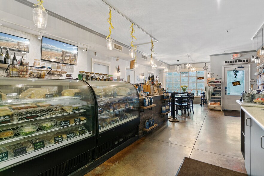 More Photos Of 47 Cordova St, Saint Augustine Restaurant For Sale