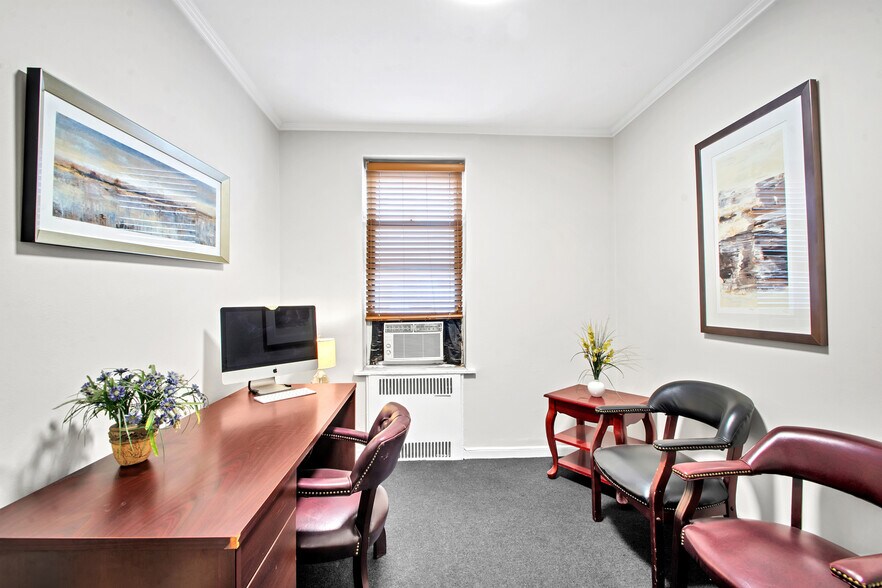More Photos Of 98120 Queens Blvd, Rego Park Apartments For Sale