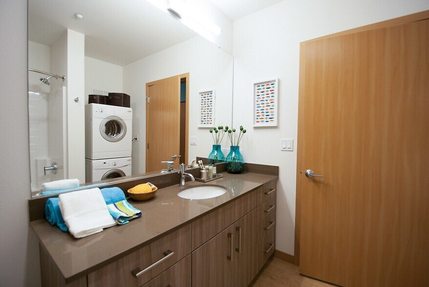 More Photos Of 3636 Stone Way N, Seattle Apartments For Lease