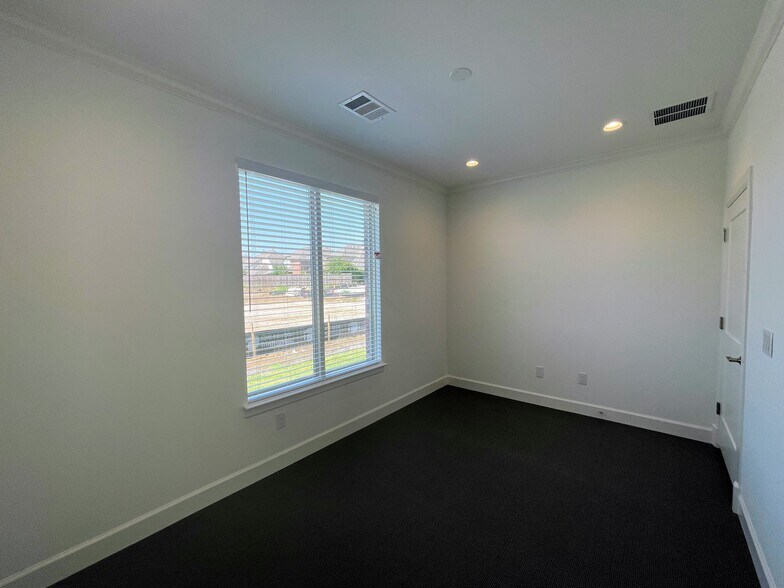 More Photos Of 400 Stonebrook Pky, Frisco Office For Lease