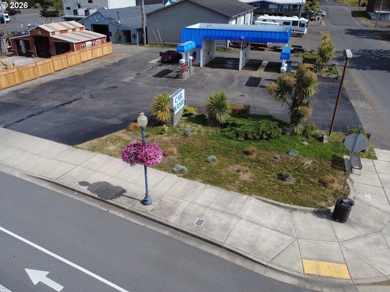 More Photos Of 542 Fir Ave, Reedsport Carwash For Sale