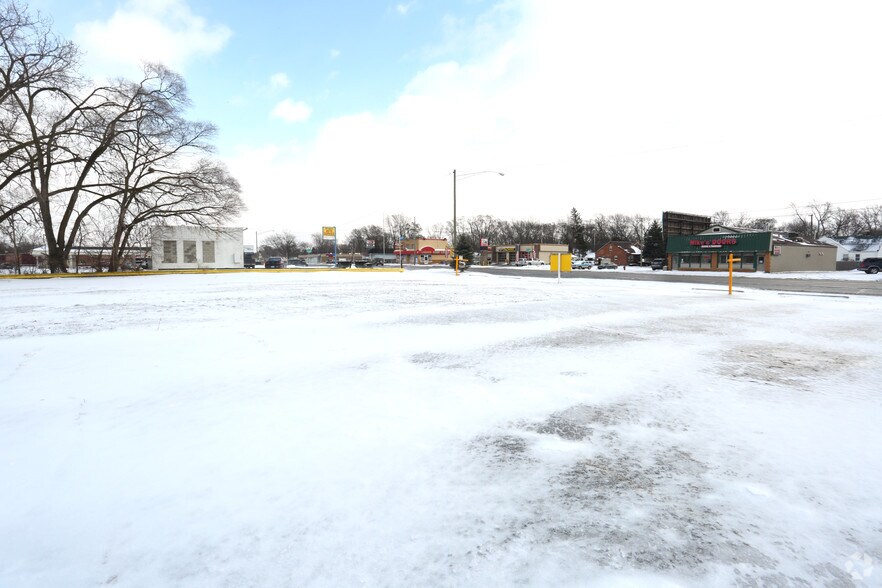 Primary Photo Of 26930 Plymouth Rd, Redford Township Land For Sale