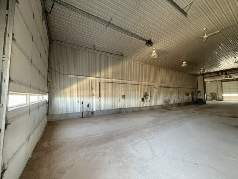 More Photos Of 26454 Glen Bench rd, Naples Industrial For Sale