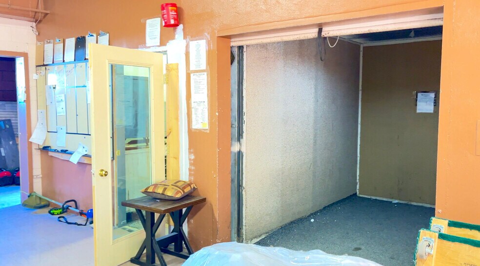 More Photos Of 174 W 200 N, Cedar City General Retail For Sale