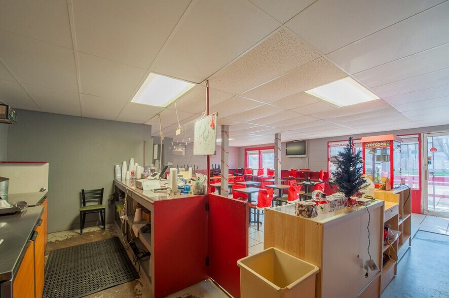 More Photos Of 1311 Chestnut Ave, Austin Freestanding For Lease