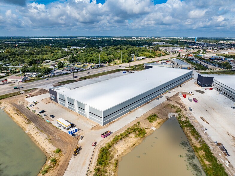 More Photos Of 12020 State Highway 249, Houston Distribution For Sale