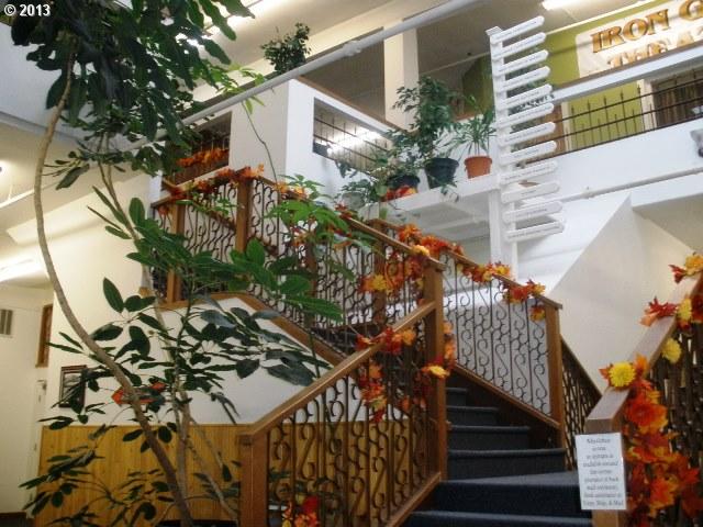 More Photos Of 2101 Main St, Baker City Storefront For Sale