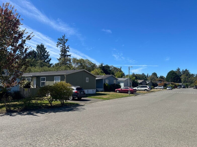More Photos Of 2580 Central Ave, Mckinleyville Manufactured Housing Mobile Home Park For Sale