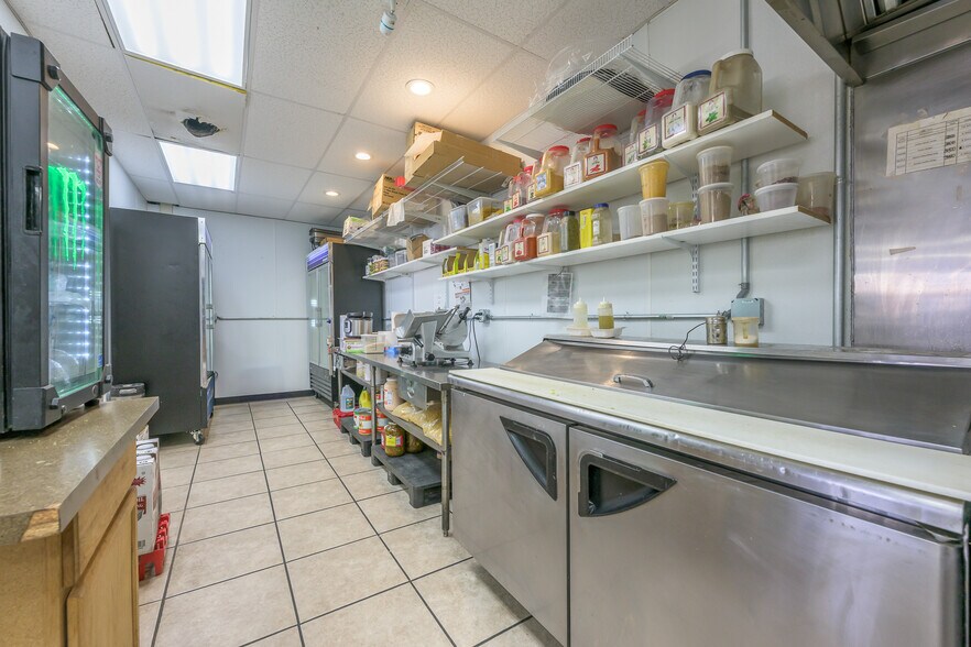 More Photos Of 67-69 Green St, Hudson Convenience Store For Sale