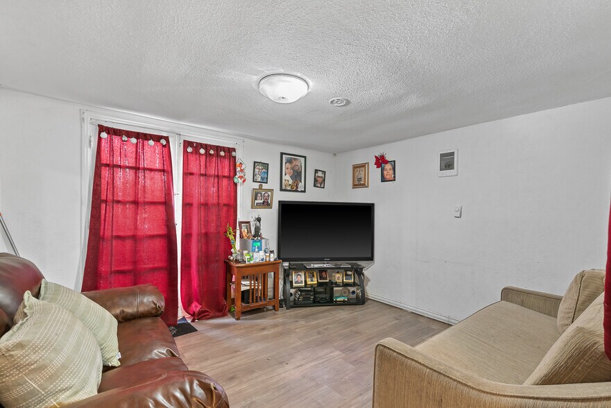 More Photos Of 600 Douglas St, Wenatchee Apartments For Sale