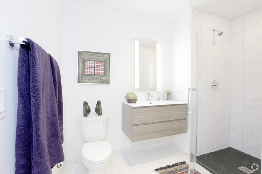 More Photos Of 1519 N Fremont St, Chicago Apartments For Lease