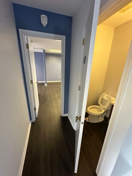 More Photos Of 71 Cedar Ave, Hershey Office For Lease