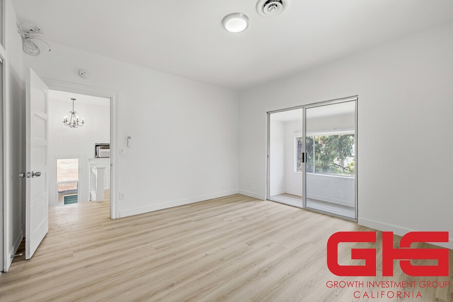 More Photos Of 411-417 N Euclid Ave, Pasadena Apartments For Sale