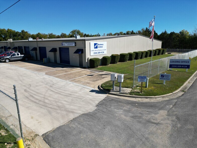 More Photos Of 4922-4932 Catherine Dr, Montgomery Warehouse For Lease