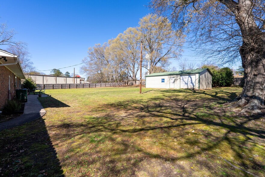 More Photos Of 300 N Green St, Williamston Land For Sale