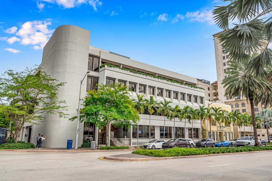 Primary Photo Of 1701 Ponce De Leon Blvd, Coral Gables Office For Lease