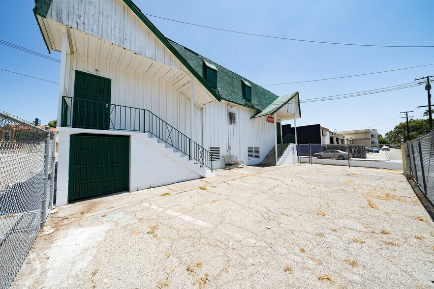 More Photos Of 11456-11464 Whittier Blvd, Whittier Restaurant For Sale