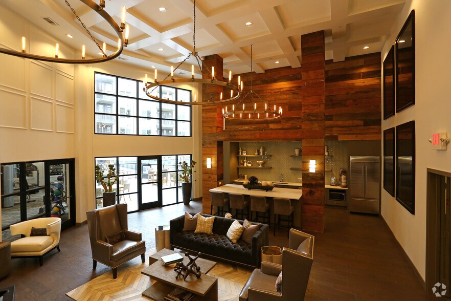 More Photos Of 403 E Koenig Ln, Austin Apartments For Lease